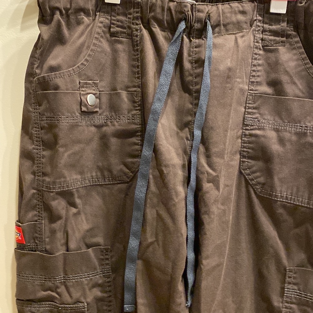 NWOT Scrub Pants